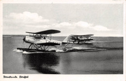 Wasserflugzeuge Bei Der Landung Auf Dem Wasser Gl1936 #151.549 - Autres & Non Classés