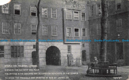 R667236 London. Holborn. Staple Inn. Shewing The Old Seat And Pump. G. D. And D. - World