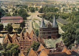 Lübeck Blick Vom Aussichsturm St.Petri Auf Das Holstentor Ngl #D6570 - Autres & Non Classés