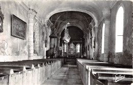 St. Denis D'Oleron - Intérieur De L'Église Romane Ngl #153.486 - Andere & Zonder Classificatie