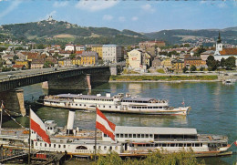 Linz, Oberösterreich, Donau-Anlegestelle Mit Pöstlingberg Ngl #G1008 - Autres & Non Classés