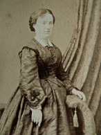 Photo CDV Franck à Paris - Femme Mme Deblenne, Robe à Crinoline Moirée, Second Empire Ca 1865 L453 - Oud (voor 1900)