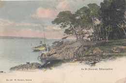 J90. Vintage French Postcard. Wharf On Ile St.Honorat. - Cannes