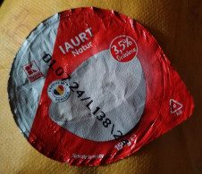 Romania, KAUFLAND, Cap Yogurt Label,used - Käse