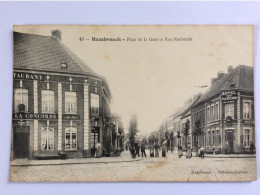 HAZEBROUCK (59) : Place De La Gare Et Rue Nationale - (restaurant La Concorde / Hôtel Du Faucon) - 1906 - Taches - Hazebrouck