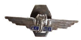 BOUTONNIERE / PIN'S - AERO-CLUB DE L'AFRIQUE EQUATORIALE FRANCAISE - Cercle Civil Pointe Noire, Sénégal (1933) - Associations