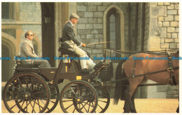 R671095 No. 58. Nancy Reagan Rides With Prince Philip At Windsor. Prescott Picku - Monde