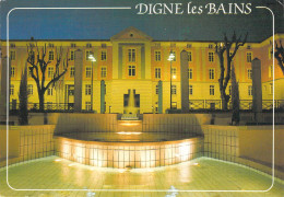 04 - Digne Les Bains - Place Du Général De Gaulle, L'Hôtel De Ville - Digne