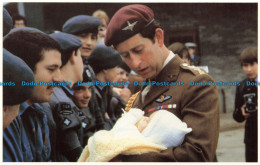 R671099 No. 67. Another Baby For Prince Charles To Hold. Prescott Pickup. Royal - Monde