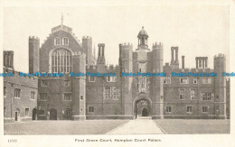 R668953 Hampton Court Palace. First Green Court. Gale And Polden. Wellington Ser - World