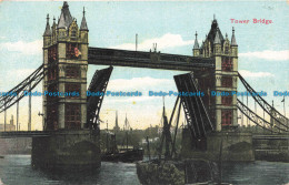 R668968 Tower Bridge. Postcard - World