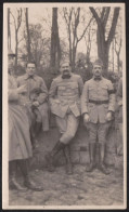 Photo De Soldats Après La Première Guerre Ww1, Militaires à Compiègne En Avril 1919 Uniformes Noms Au Verso 6,5x10,8cm - War, Military