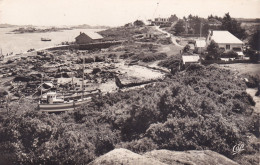 MANCHE ILES CHAUSEY VUE GENERALE VERS L HOTEL BELLE VUE (CACHET DE L ARCHIPEL AU DOS) - Autres & Non Classés