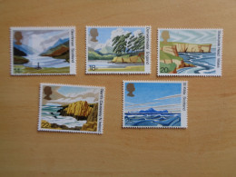Grande Bretagne Great Patrimoine Glenfinnan Derwentwater Stackpole Head Giants Causeway St-Kilda 1981 Großbritannien - Unused Stamps