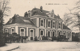 CARTE POSTALE ORIGINALE ANCIENNE : DECIZE LA GARE ANIMEE NIEVRE (58) - Decize