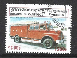 CAMBODGE. N°1799 Oblitéré De 2001. Camion De Pompiers. - Vrachtwagens