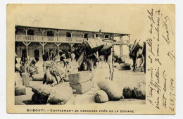 DJIBOUTI - CHARGEMENT DE CARAVANE PRES DE LA DOUANE - TIMBRE ABSENT CACHETS AU DOS DONT REUNION A MARSEILLE - Djibouti