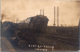 SELECTION -  CHARTRES  -  CARTE PHOTO - Déraillement D'un Train - Chartres