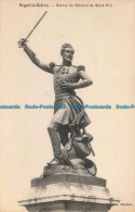 R669775 Nogent Le Rotrou. Statue Du General De Saint Pol. Librairie Hamard - Monde