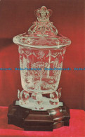 R669857 Steuben Glass. The Queen Cup. Bruce Moore - Monde