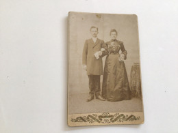 Ancienne Grande Photographie Cartonnée Couple - Personnes Anonymes