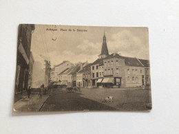 Carte Postale Ancienne (1935) Jodoigne Place De La Bruyère - Jodoigne