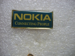 Pin's De La Marque NOKIA, Connecting People - Trademarks