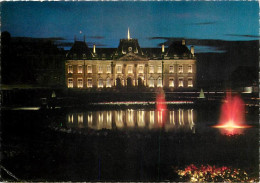 54 - Lunéville - Le Château - Vue De Nuit - Spectacle Son Et Lumière - Flamme Postale De Lunéville - CPM - Voir Scans Re - Luneville