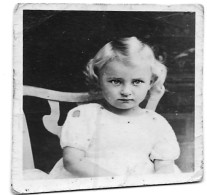 PHOTO ANCIENNE D'IDENTITE :-  Portrait D'une Jeune Fille Josette 2 Ans 1938. - Personnes Anonymes