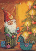 WEIHNACHTSMANN SANTA CLAUS WEIHNACHTSFERIEN Vintage Postkarte CPSM #PAK460.DE - Santa Claus