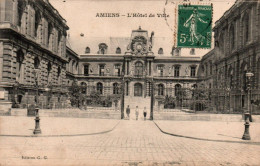 N°4477 W -cpa Amiens -l'hôtel De Ville- - Amiens