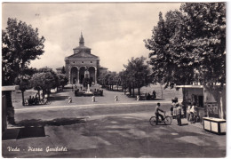 1958-VADA Piazza Garibaldi Viaggiata Affrancata Lourdes Lire 15 - Livorno