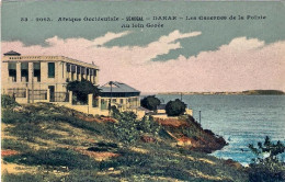 1920circa-Senegal Cartolina "Dakar Les Casernes De La Pointe Au Loin Goree" - Sénégal
