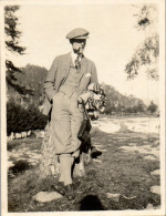 Photographie Photo Vintage Snapshot Anonyme Homme Mode Golf Casquette Pipe - Autres & Non Classés