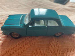 Dinky Toys Authentique Réf 538 FORD TAUNUS 12M. - Dinky