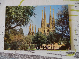Cp Espagne  Barcelone Temple De La Sainte Famille - Barcelona