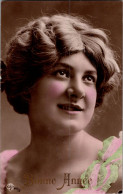 Carte    - Femme  ,Bonne Année           AQ1023 DLG - Vrouwen