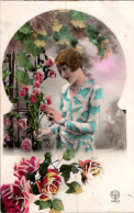 Carte    - Belle   Femme ,   Fleurs      AQ1026 Noyer - Women