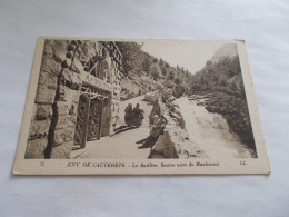 ENVIRONS DE CAUTERETS  ( 65 Hautes Pyrenees )  LA RAILLERE SOURCE MERE DU MAUHOURAT  TRES ANIMEES - Cauterets