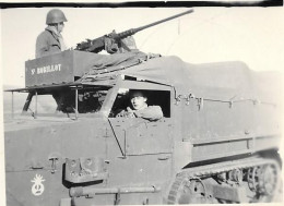 Photo D'un Militaire Sur Un Camion Mitrailleur  " St BOBILLOT " - War, Military