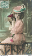 Portrait De Femme Au Chapeau Avec Panier De Cerises - Women