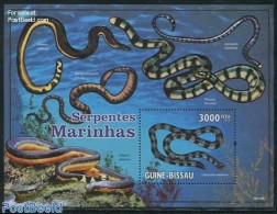Guinea Bissau 2010 Marine Snakes S/s, Mint NH, Nature - Fish - Snakes - Fishes