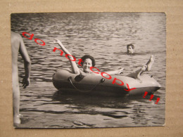 Nudist Beach - Yugoslavia ( 1983 ) Foto: Stanišić Vladimir " CIVLA " - Personnes Anonymes