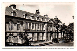 VALOGNES. Hôtel De Beaumont (style Louis XV). - Valognes