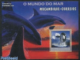 Mozambique 2002 Killer Whale S/s, Mint NH, Nature - Sea Mammals - Mosambik