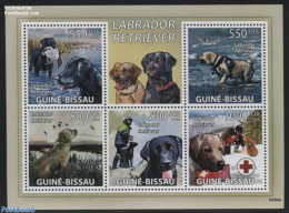 Guinea Bissau 2009 Labrador Retreiver 5v M/s, Mint NH, Health - Nature - Red Cross - Dogs - Rotes Kreuz