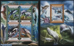 Guinea, Republic 2015 Dolphins 2 S/s, Mint NH, Nature - Fish - Sea Mammals - Shells & Crustaceans - Poissons