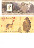 BLOC SOUVENIR 122 - Année Lunaire Chinoise Du Singe  -  Feuillet  Dans Pochette Carton - Sous Blister - Souvenir Blocks & Sheetlets