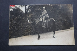 Carte Photo  WWI Le Cavalier  Casque à Pointe  1914 1915  Troupe Allemande - War, Military