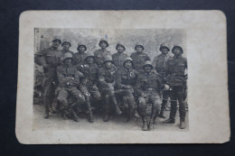 Carte Photo  Troupes D'assaut Autrichiennes Casques D'acier  1914 1918 Localisé - Oorlog, Militair